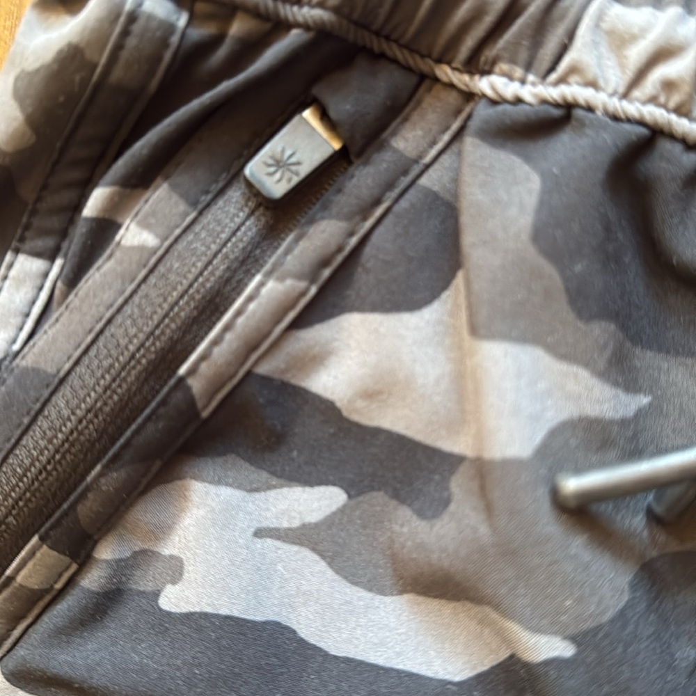 Athleta girl camo romper, size medium (8/10) - Picture 5 of 10